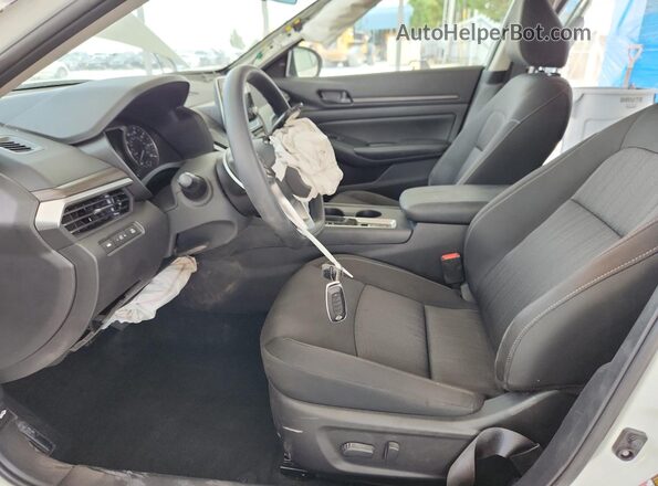 1N4BL4DW6TN306414 2026 NISSAN ALTIMA White 