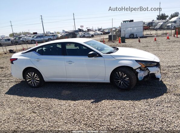 1N4BL4DW6TN343334 2026 NISSAN ALTIMA White Rear interior view