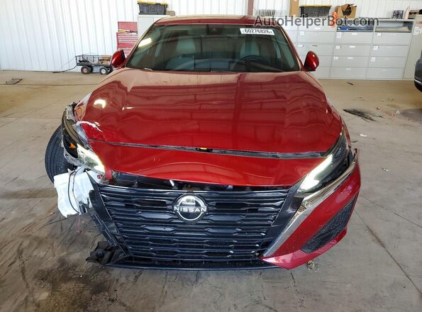 1N4BL4EV0PN413583 2023 NISSAN ALTIMA Burgundy Vista frontal