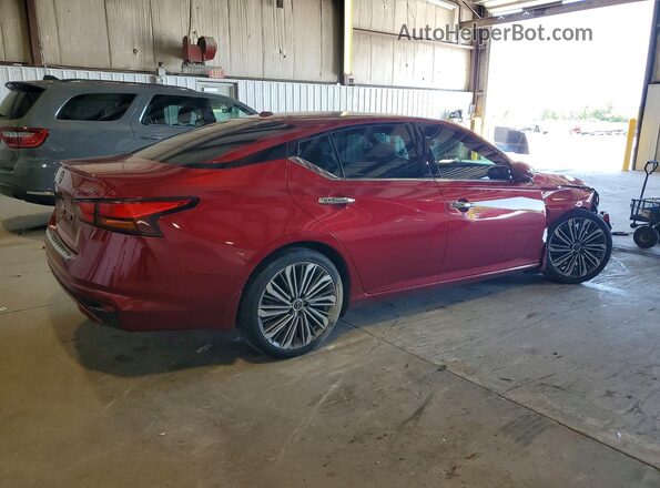 1N4BL4EV0PN413583 2023 NISSAN ALTIMA Burgundy Trasero derecho