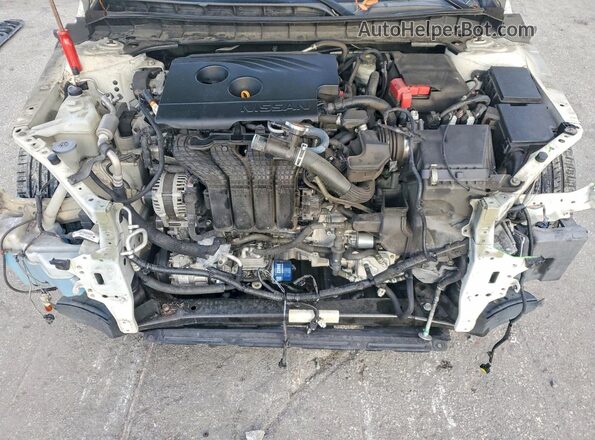 1N4BL4EV2KC133393 2019 NISSAN ALTIMA White Rear interior view