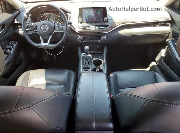 1N4BL4EV3LC171054 2020 NISSAN ALTIMA Red Widok deski rozdzielczej