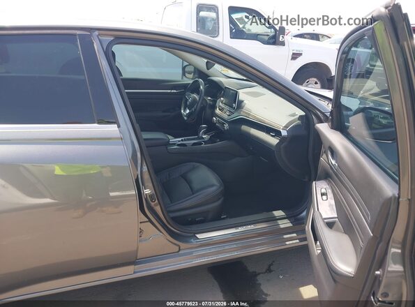 1N4BL4EV3MN355612 2021 NISSAN ALTIMA Gray Vista interior delantera