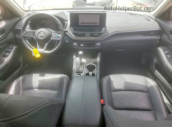 1N4BL4EV3RN304005 2024 NISSAN ALTIMA Gray Dashboard view