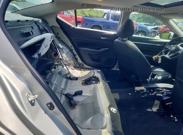 1N4BL4EV4MN386271 2021 NISSAN ALTIMA Silver Rear seats view