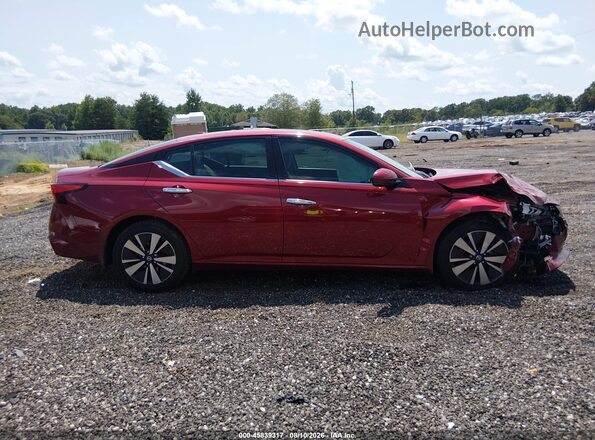 1N4BL4EV5LC241024 2020 NISSAN ALTIMA Red 360 interior view