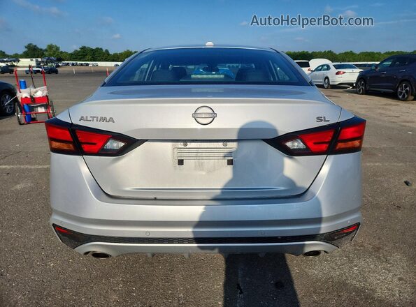 1N4BL4EV6PN390410 2023 NISSAN ALTIMA Silver უკანა ხედი