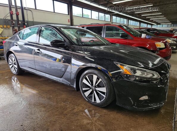1N4BL4EV9MN301232 2021 NISSAN ALTIMA Черный Передняя правая четверть