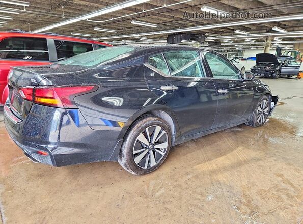 1N4BL4EV9MN301232 2021 NISSAN ALTIMA Черный Задняя правая четверть