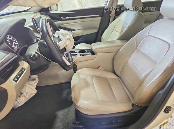 1N4BL4EW7MN420454 2021 NISSAN ALTIMA White Vista interior delantera