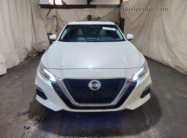 1N4BL4EW8LC221830 2020 NISSAN ALTIMA Белый Вид спереди