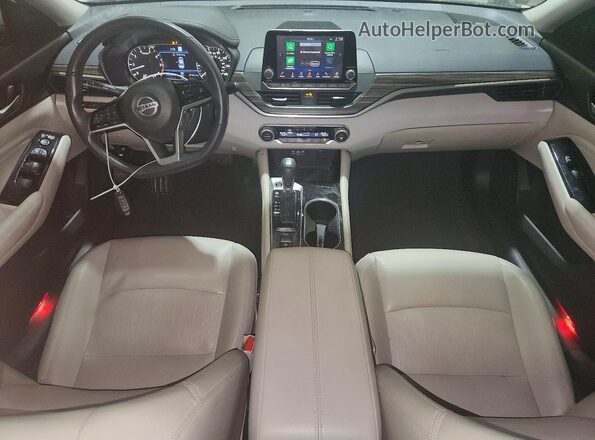 1N4BL4EW8LC221830 2020 NISSAN ALTIMA Белый Вид панели приборов