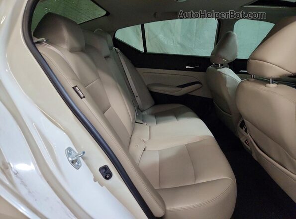 1N4BL4EW8LC221830 2020 NISSAN ALTIMA Белый Вид задних сидений