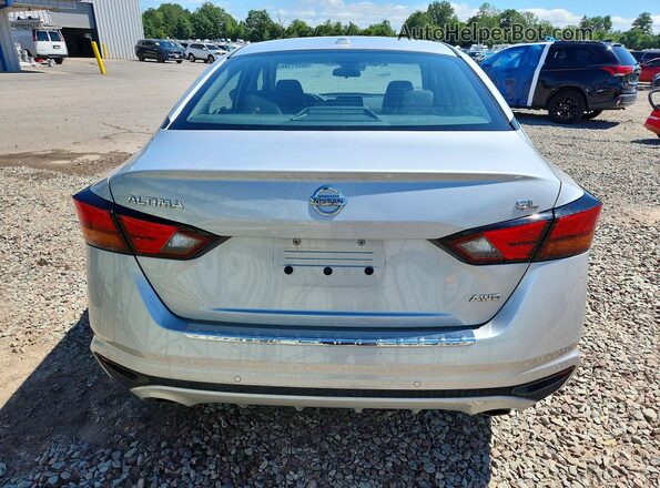 1N4BL4EW9MN372357 2021 NISSAN ALTIMA Серебряный Вид сзади