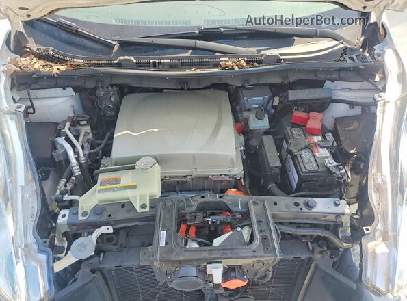 1N4BZ0CP2HC309833 2017 NISSAN LEAF White Вид задньої частини салону