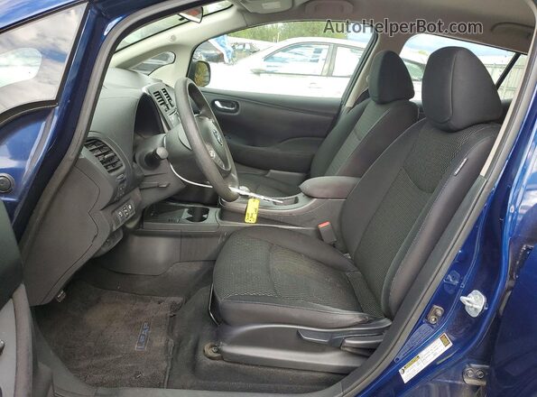 1N4BZ0CP3HC303457 2017 NISSAN LEAF Blue Front interior view
