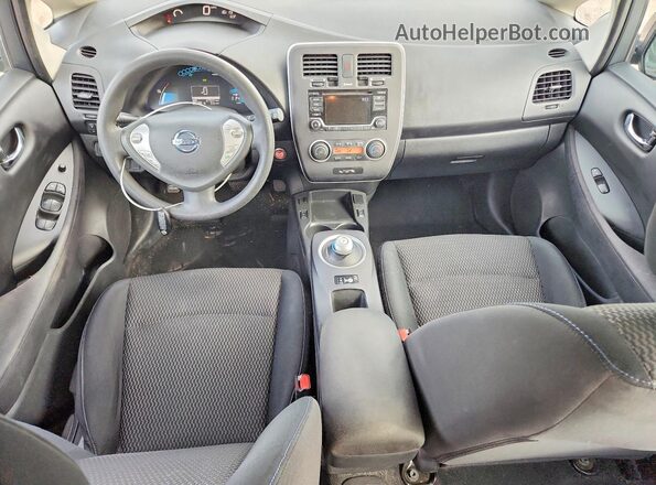 1N4BZ0CP6HC308233 2017 NISSAN LEAF Blue Вид панелі приладів