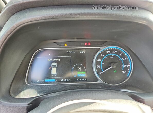 1N4BZ1CP6LC300938 2020 NISSAN LEAF Red ხელსაწყოთა პანელის ხედი