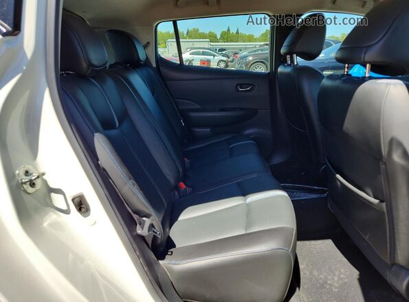 1N4BZ1CP7KC319934 2019 NISSAN LEAF Белый Вид задних сидений