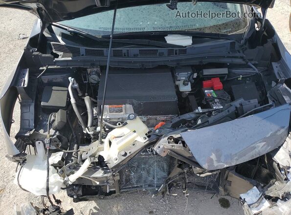 1N4BZ1CP8KC319893 2019 NISSAN LEAF Gray Vista del compartimento del motor