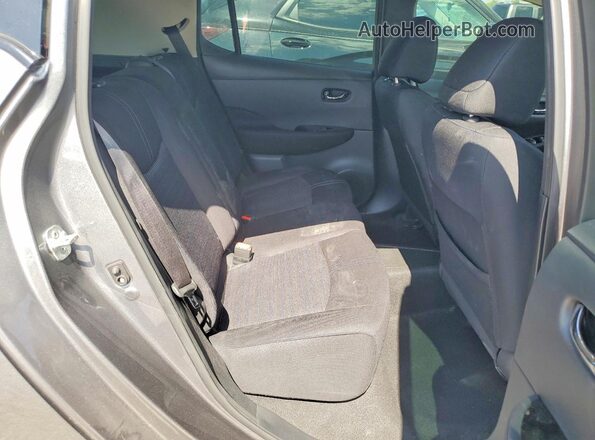 1N4BZ1CP8KC319893 2019 NISSAN LEAF Gray Vista interior trasera