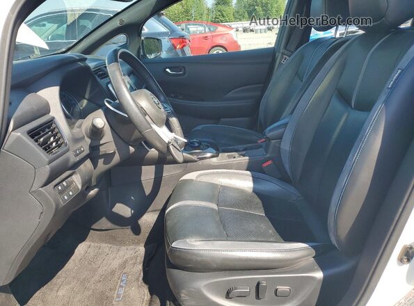 1N4BZ1CP9KC310815 2019 NISSAN LEAF Белый Вид салона спереди