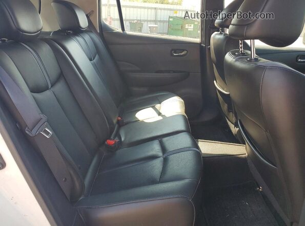 1N4BZ1CP9KC310815 2019 NISSAN LEAF Белый Вид задней части салона