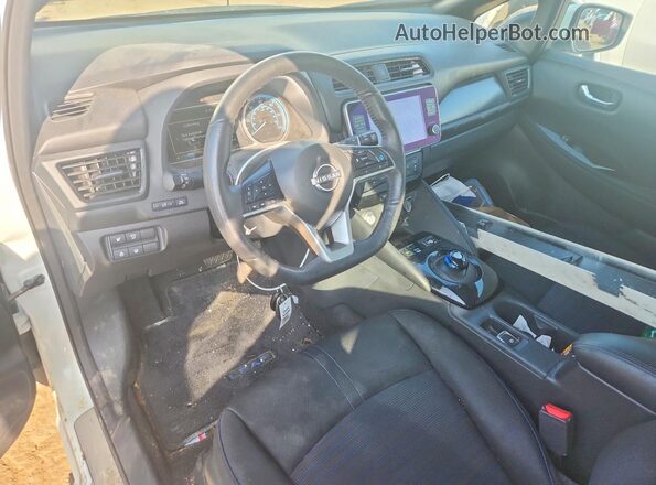 1N4CZ1CV1PC562892 2023 NISSAN LEAF Белый Вид панели приборов