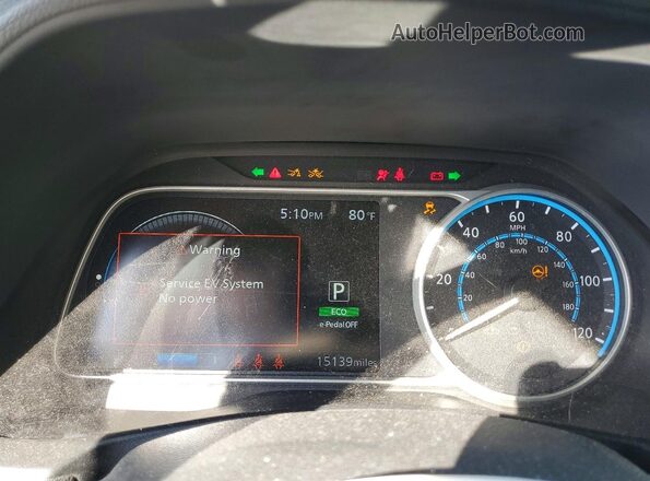 1N4CZ1CV3RC553422 2024 NISSAN LEAF Red Instrument cluster view