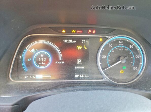 1N4CZ1CV6SC560550 2025 NISSAN LEAF Blue ხელსაწყოთა პანელის ხედი