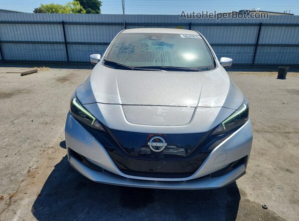1N4CZ1CV7SC567653 2025 NISSAN LEAF Silver Front view