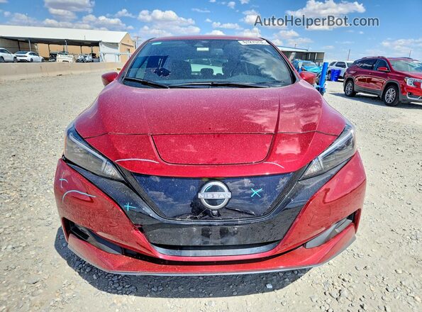 1N4CZ1CV9SC566651 2025 NISSAN LEAF Красный Вид спереди