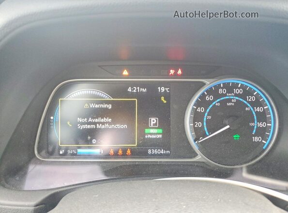 1N4CZ1DV0PC562817 2023 NISSAN LEAF Gray ხელსაწყოთა პანელის ხედი