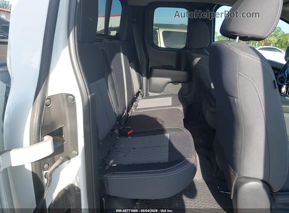 1N6AA1CE0NN106499 2022 NISSAN TITAN Белый Вид задних сидений