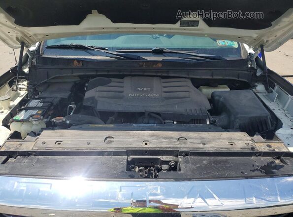1N6AA1EJ9JN550985 2018 NISSAN TITAN White Vista interior trasera