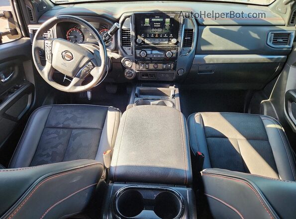 1N6AA1FB5MN533399 2021 NISSAN TITAN Black Вид панелі приладів