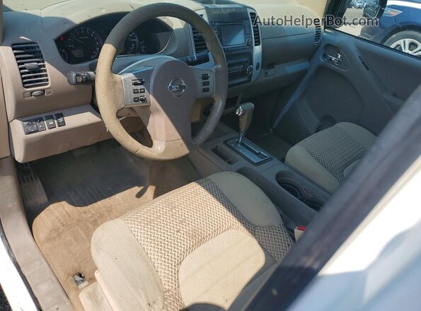 1N6AD0CW3GN901379 2016 NISSAN FRONTIER White წინა პანელის ხედი