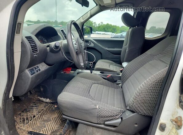 1N6AD0CW7KN710881 2019 NISSAN FRONTIER Белый Вид салона спереди