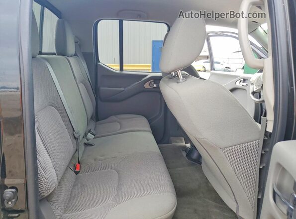 1N6AD0ER1JN736902 2018 NISSAN FRONTIER Черный Вид задних сидений
