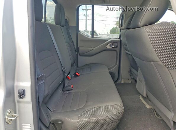 1N6AD0ER4GN900930 2016 NISSAN FRONTIER Silver უკანა სავარძლების ხედი