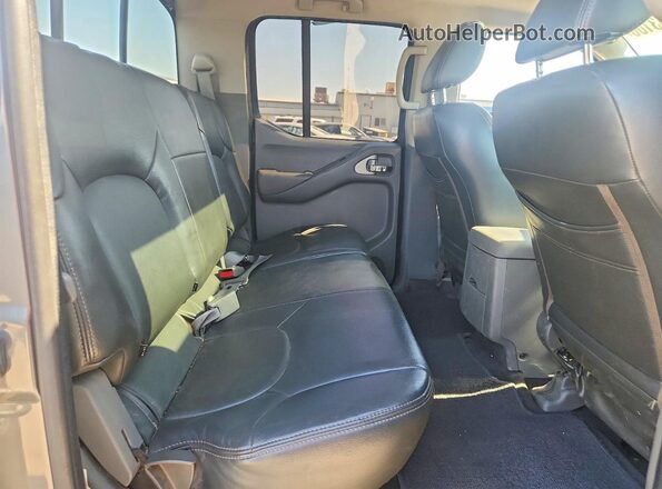 1N6AD0ER7KN705137 2019 NISSAN FRONTIER Gray Vista de los asientos traseros