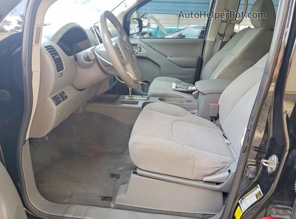 1N6AD0ER7KN712363 2019 NISSAN FRONTIER Черный Вид салона спереди