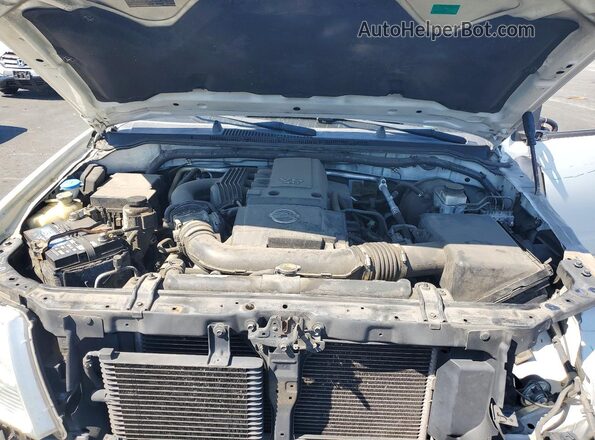 1N6AD0ER9JN766990 2018 NISSAN FRONTIER White უკანა სალონის ხედი