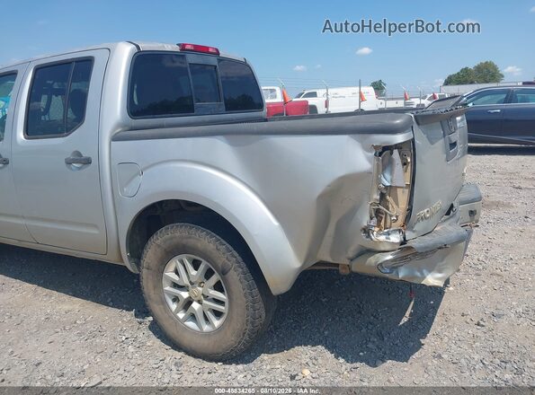 1N6AD0EV2HN704029 2017 NISSAN FRONTIER Silver Vista frontal