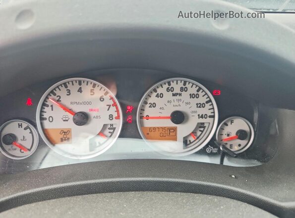 1N6AD0EV8JN757355 2018 NISSAN FRONTIER Silver Սարքավորումների վահանակի տեսք