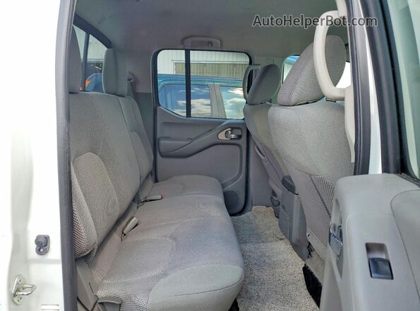 1N6AD0EVXGN773386 2016 NISSAN FRONTIER White Widok tylnych siedzeń