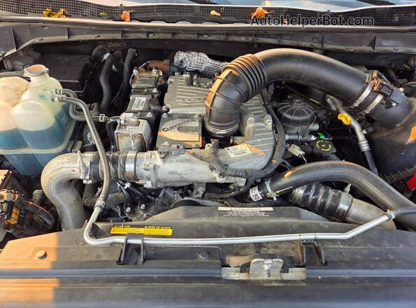 1N6BA1F40HN569738 2017 NISSAN TITAN Черный Вид панели приборов