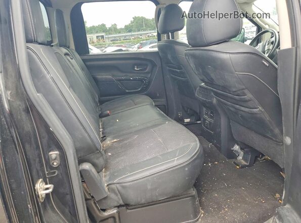 1N6BA1F45GN506732 2016 NISSAN TITAN Черный Вид задних сидений