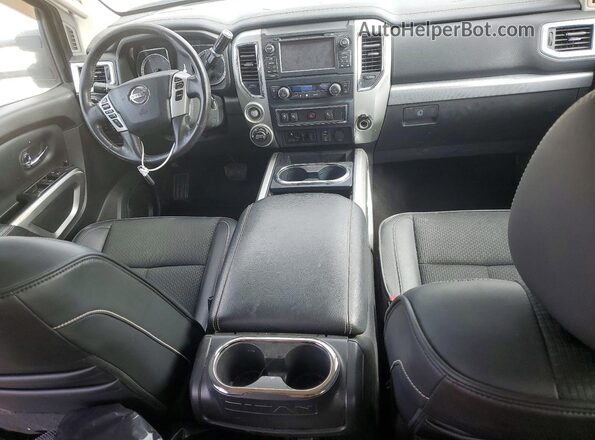 1N6BA1F48JN531003 2018 NISSAN TITAN Silver Vista del salpicadero