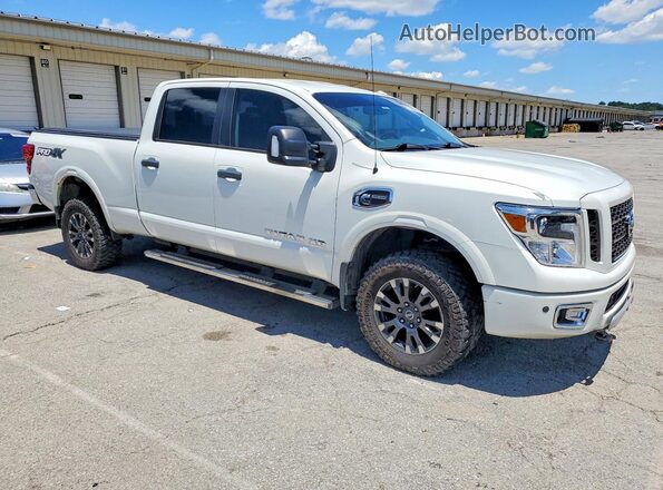 1N6BA1F48JN544656 2018 NISSAN TITAN White Delantero derecho